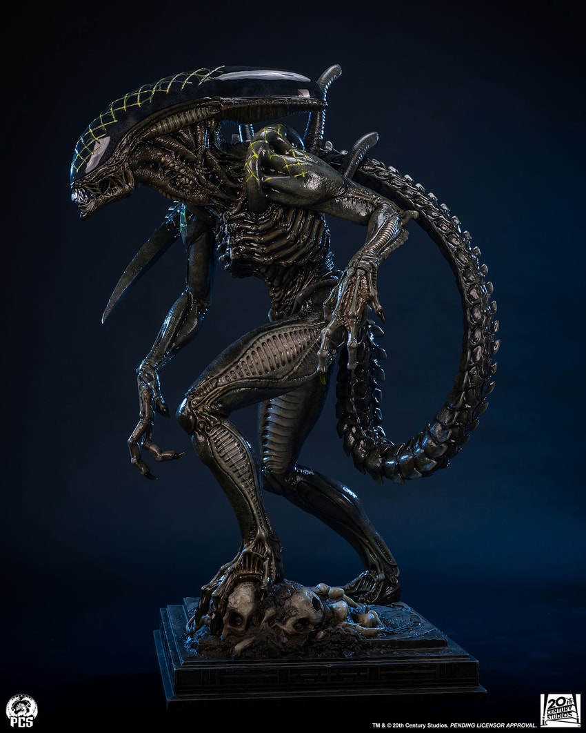 Grid Alien 1:2 Scale Statue by PCS | Sideshow Collectibles