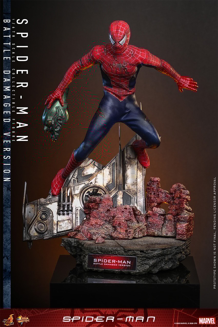 Spider-Man (Battle Damaged Version) Sixth Scale Figure by Hot Toys