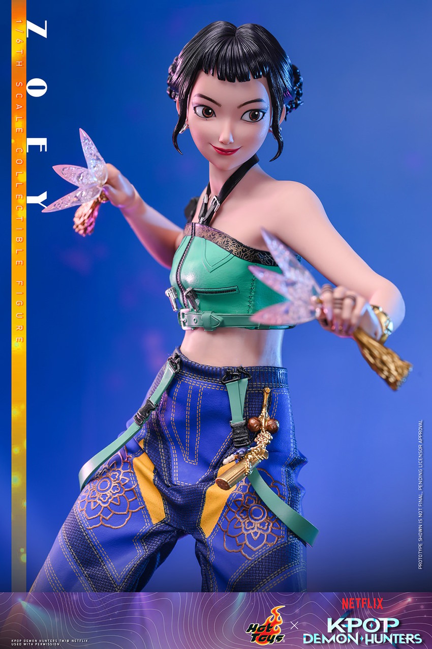 KPop Demon Hunters Zoey Sixth Scale Figure - Prototype Shown View 5