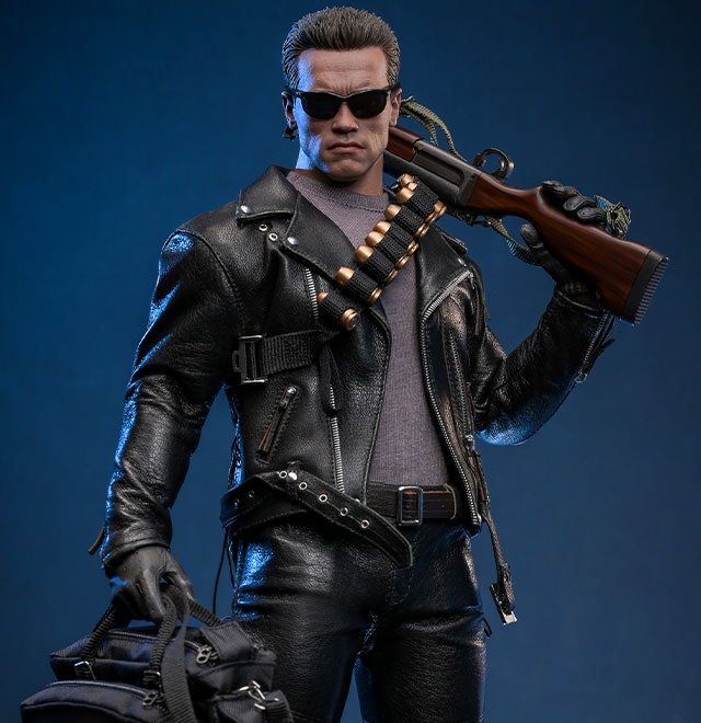 T-800 (2.0) Sixth Scale Figure by Hot Toys
