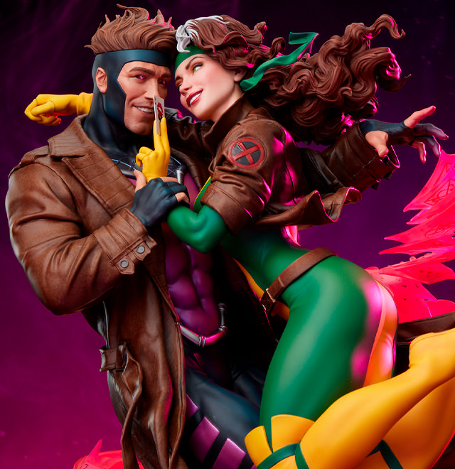 Rogue and Gambit Statue