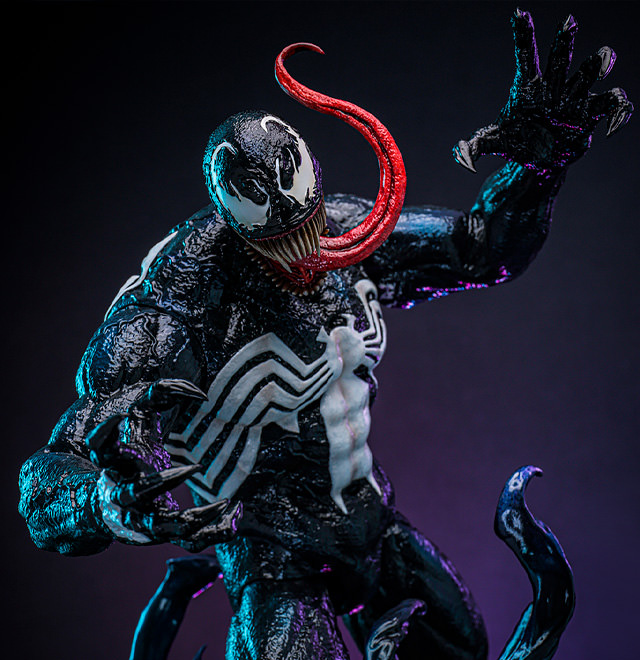 Venom Sixth Scale Figure