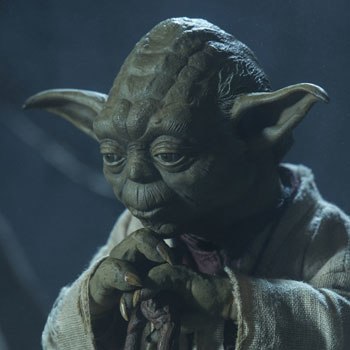 Yoda Sixth Scale Figure