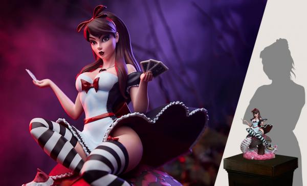 Alice in Wonderland: Game of Hearts Edition Statue