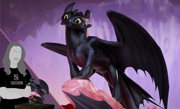 Toothless Statue