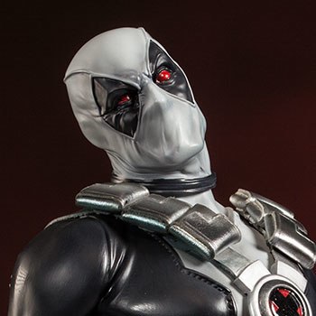 Deadpool - X-Force Premium Format™ Figure