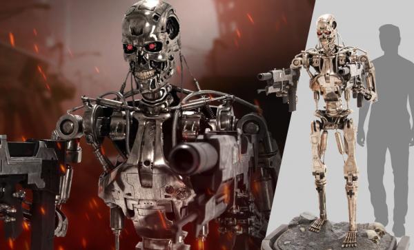 T-800 Endoskeleton Life-Size Figure