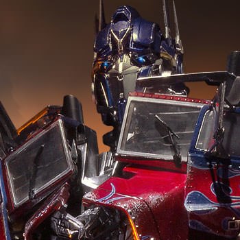 Optimus Prime Statue
