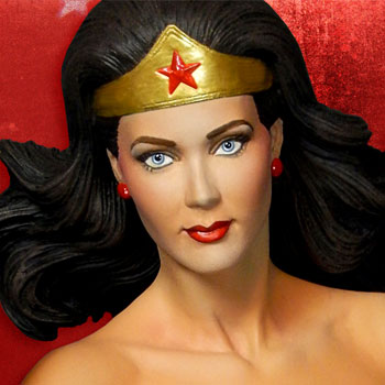 Wonder Woman Maquette