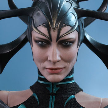 Hela Sixth Scale Figure