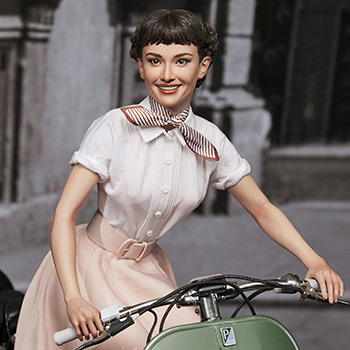Princess Ann & 1951 Vespa 125 Statue