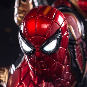 Iron Spider-Man Statue