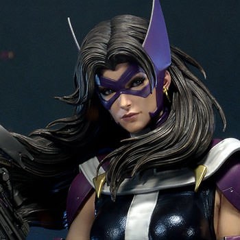 Huntress Sculpt Cape Edition 1:3 Scale Statue