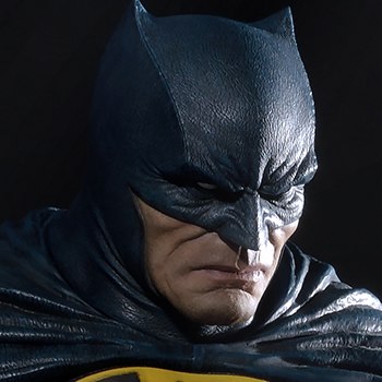 Batman Deluxe Version Statue