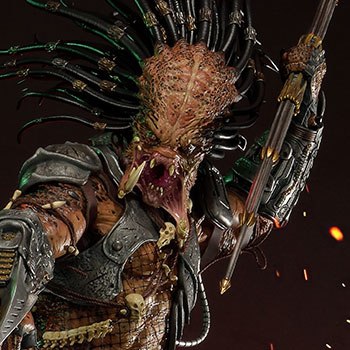 Cracked Tusk Predator Statue