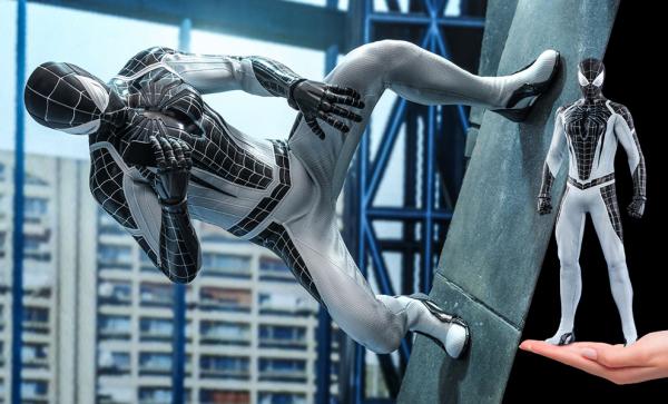 Spider-Man (Negative Suit) Sixth Scale Figure