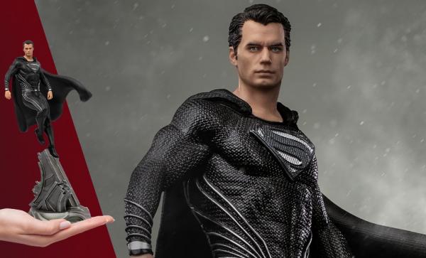 Superman Black Suit 1:10 Scale Statue