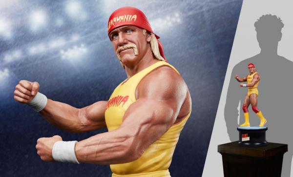 “Hulkamania” Hulk Hogan Statue