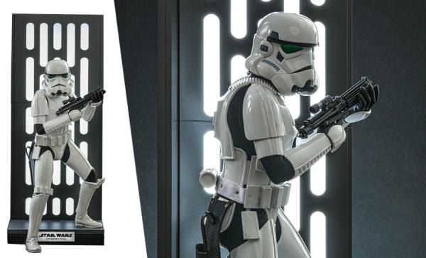 First Look: Hot Toys Purge Trooper Commander 1:6 Figure