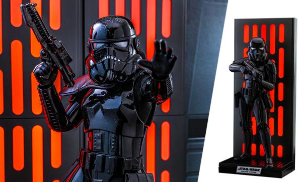 First Look: Hot Toys Purge Trooper Commander 1:6 Figure