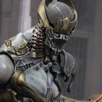 Chitauri Commander Sixth Scale Figure