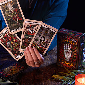 Tarot del Toro: A Tarot Deck and Guidebook Inspired by the World of Guillermo del Toro Book