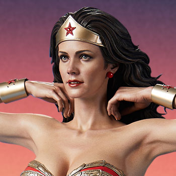 Wonder Woman 1:3 Scale Statue