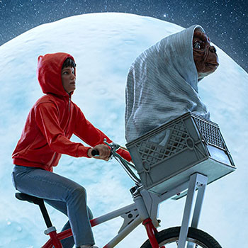 E.T. & Elliot Deluxe 1:10 Scale Statue