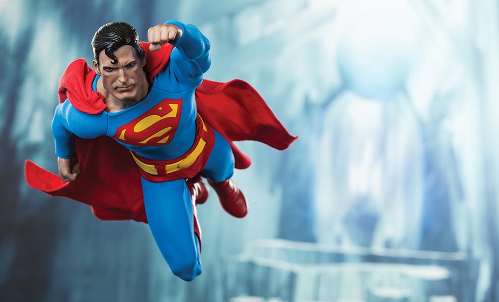 Gallery Feature Image of Superman Sixth Scale Figure - Click to open image gallery