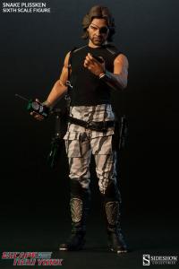 Gallery Image of Snake Plissken Sixth Scale Figure