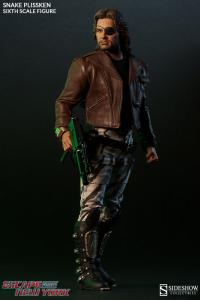 Gallery Image of Snake Plissken Sixth Scale Figure