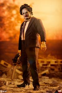 Gallery Image of Leatherface Sixth Scale Figure