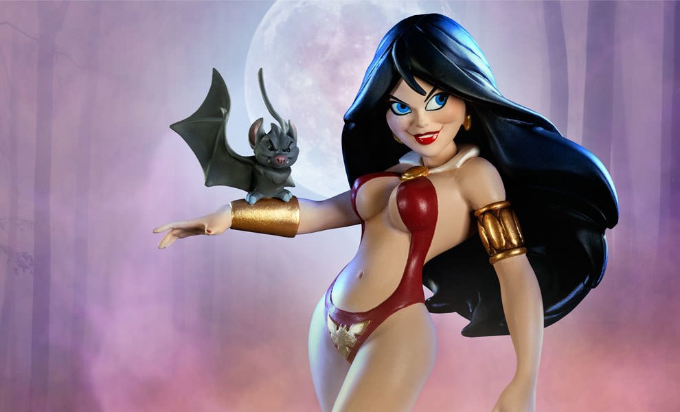 Gallery Feature Image of Vampirella Tooned Up Statue - Click to open image gallery