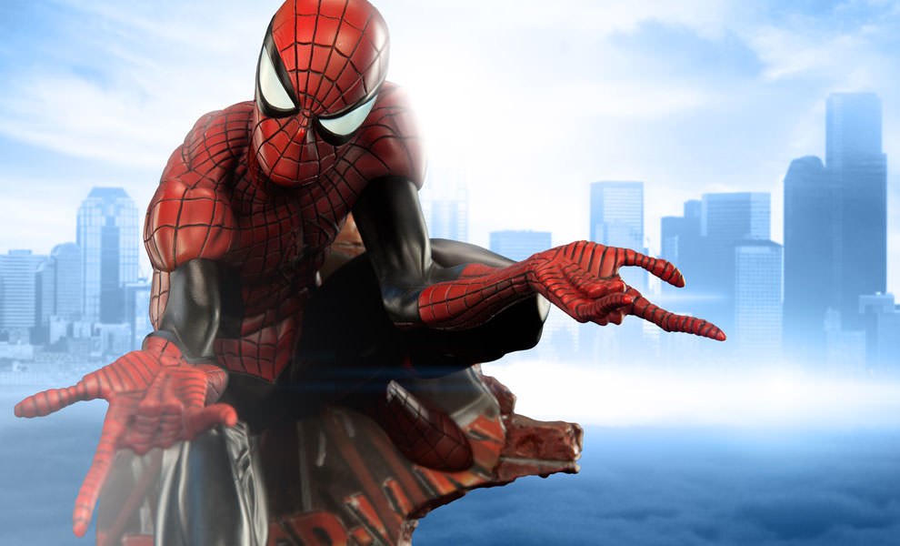 Gallery Feature Image of Spider-Man Classic Polystone Statue - Click to open image gallery