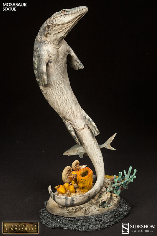 jurassic world mosasaurus statue