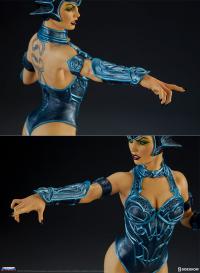 Gallery Image of Evil-Lyn Classic Statue