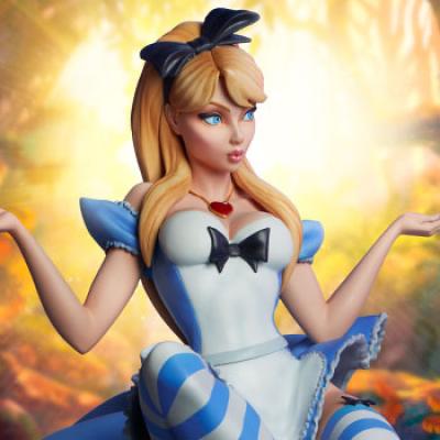Unboxing Video Alice in Wonderland Statue