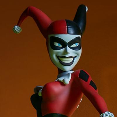 Unboxing Harley Quinn: Animated Series Statue