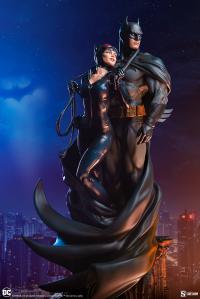 Gallery Image of Batman and Catwoman Diorama