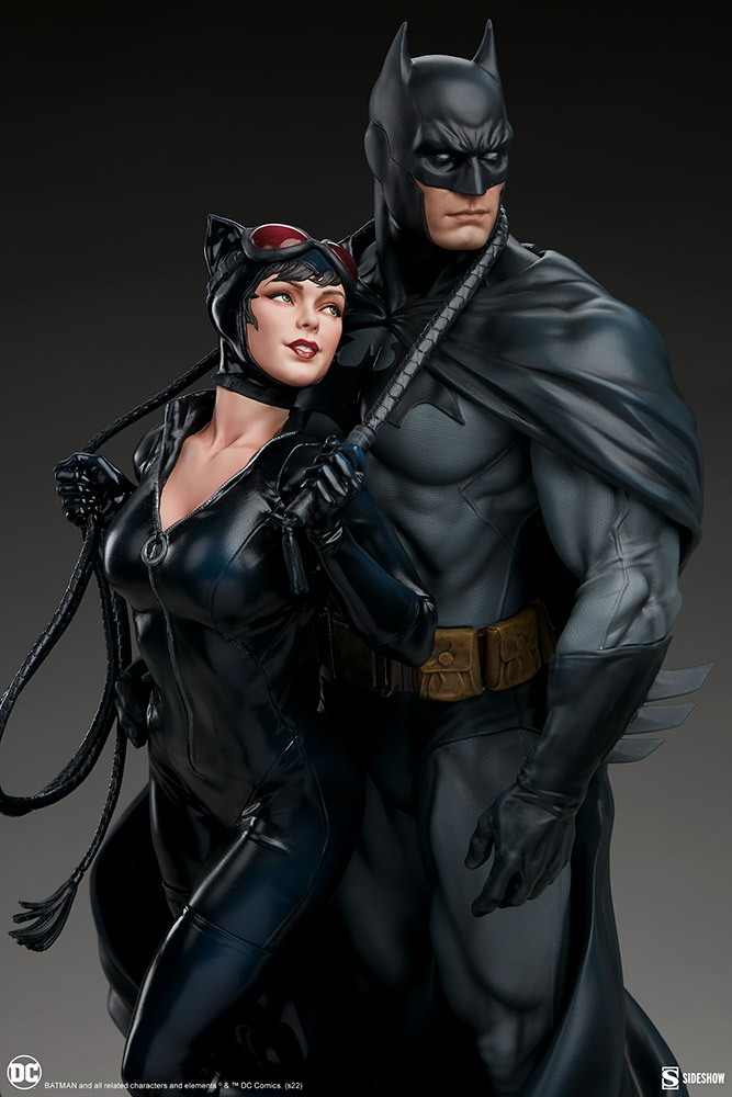 Batman and Catwoman Diorama Statue Batman-and-catwoman_dc-comics_gallery_62698cb60e2bb