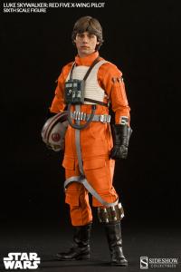 Gallery Image of Luke Skywalker: Red Five X-wing Pilot Sixth Scale Figure