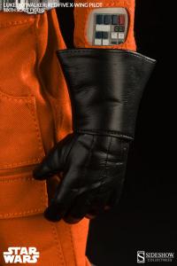 Gallery Image of Luke Skywalker: Red Five X-wing Pilot Sixth Scale Figure