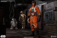 Gallery Image of Luke Skywalker: Red Five X-wing Pilot Sixth Scale Figure