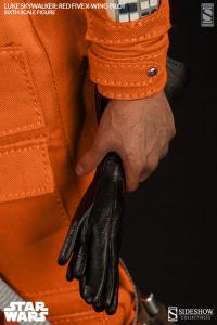 Gallery Image of Luke Skywalker: Red Five X-wing Pilot Sixth Scale Figure