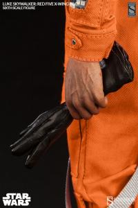 Gallery Image of Luke Skywalker: Red Five X-wing Pilot Sixth Scale Figure
