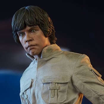 Luke Skywalker Star Wars Premium Format™ Figure
