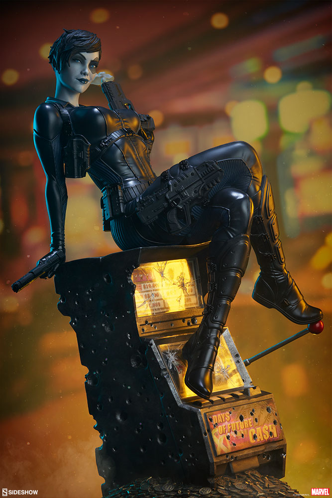 domino sideshow statue