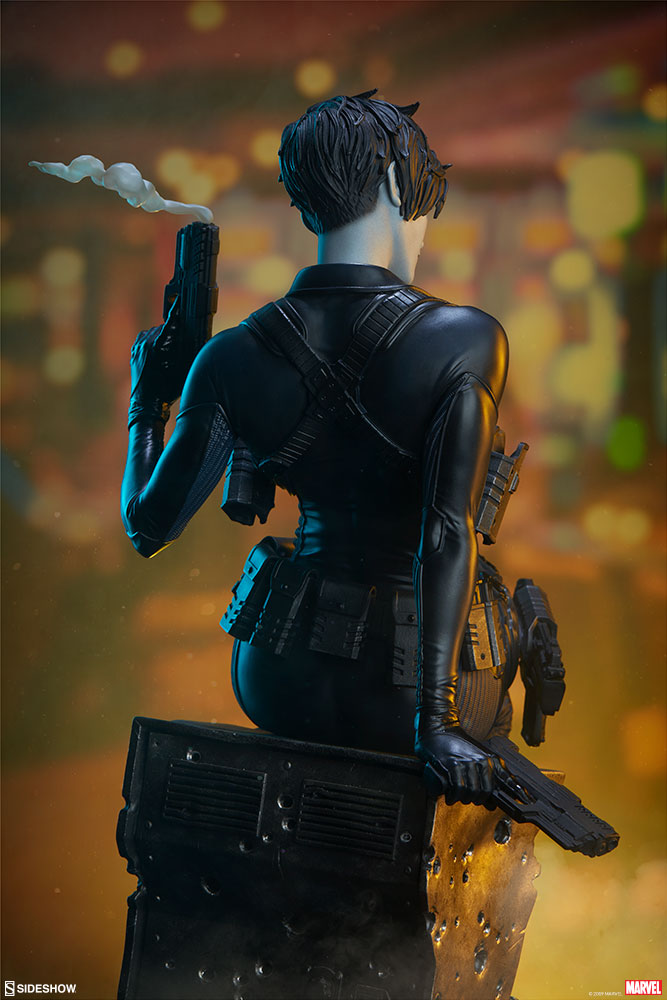 sideshow domino statue