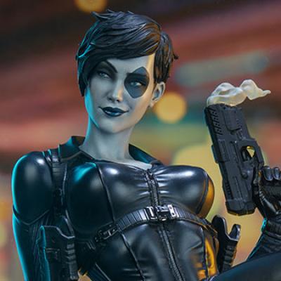 Domino Premium Format Figure | Sideshow Collectibles