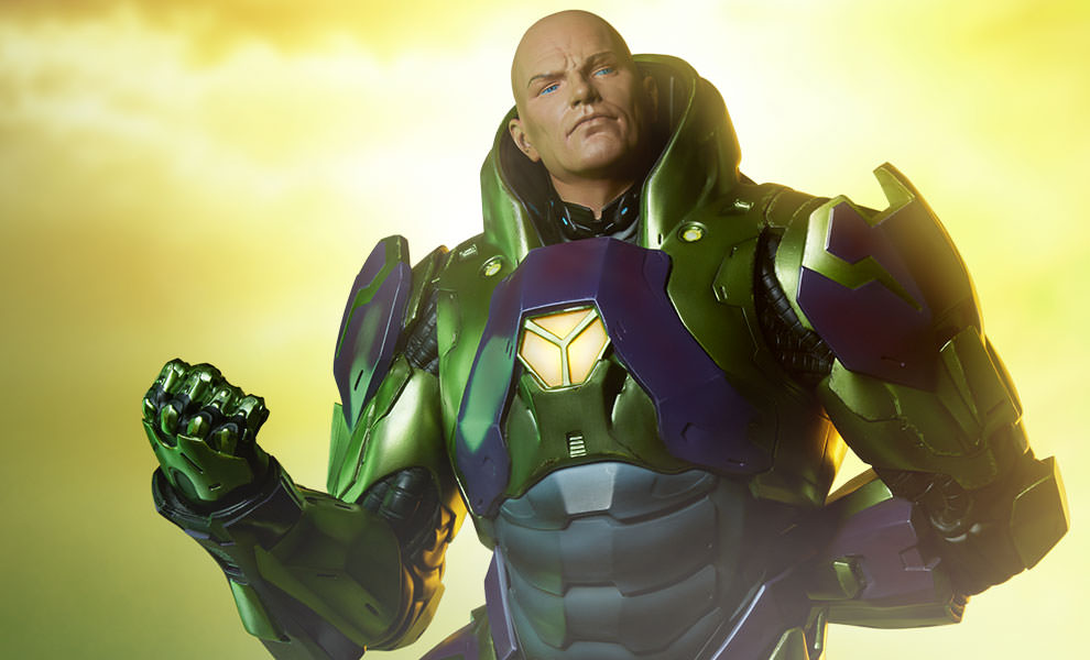 Gallery Feature Image of Lex Luthor - Power Suit Premium Format™ Figure - Click to open image gallery